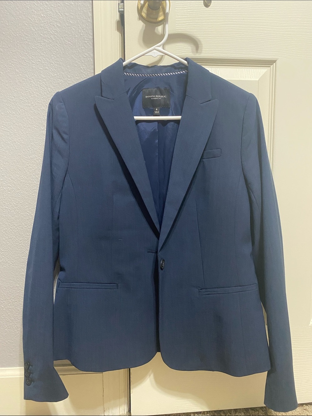 Banana Republic Women’s Dark Blue Single-Button Blazer